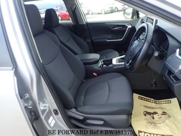 2020 TOYOTA RAV4 X - Image 13