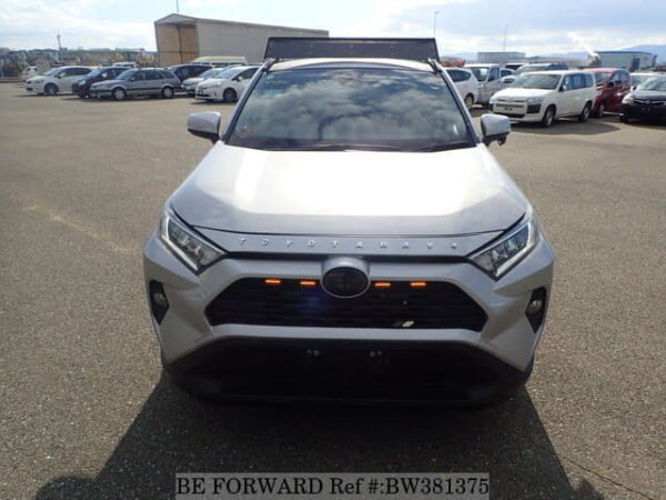 2020 TOYOTA RAV4 X - Image 2