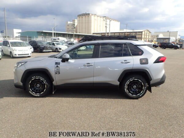 2020 TOYOTA RAV4 X - Image 18