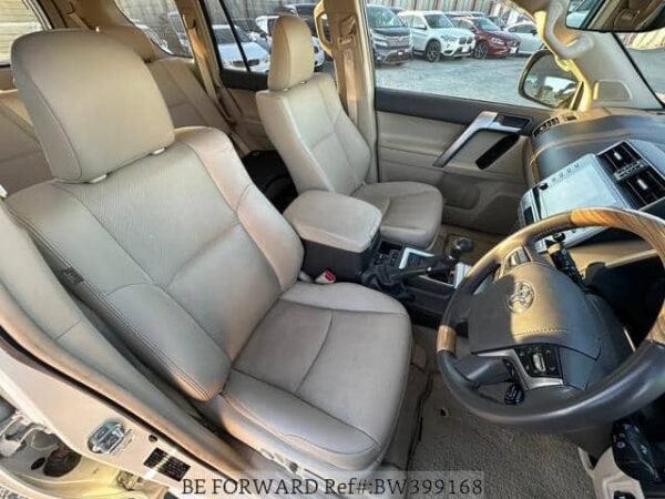 2022 TOYOTA LAND CRUISER PRADO - Image 11